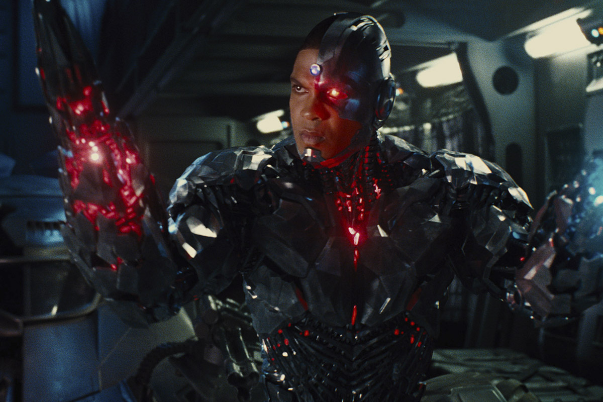 Обложка: Кадр из фильма «Лига справедливости»