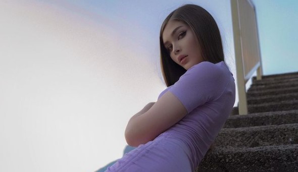 Стримерша Карина назвала «Одноклассников» адом - изображение обложка