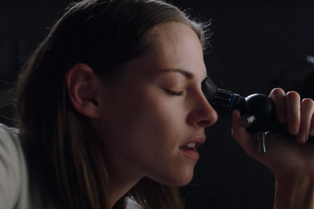 Обложка: Кадр из тизера к фильму «Преступления будущего»