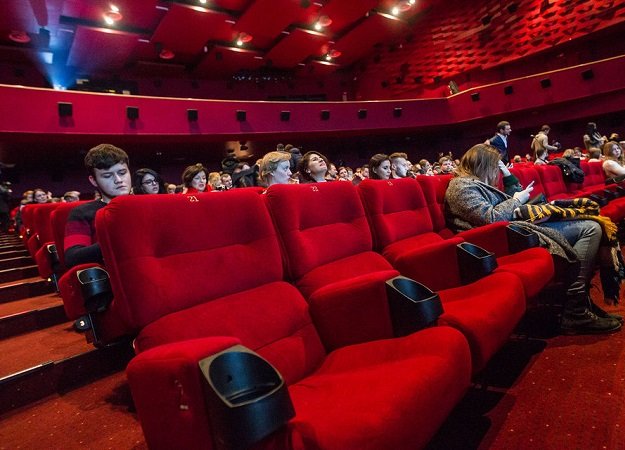 Путь в российские кинотеатры для иностранного кино будет стоить 5 млн - изображение обложка