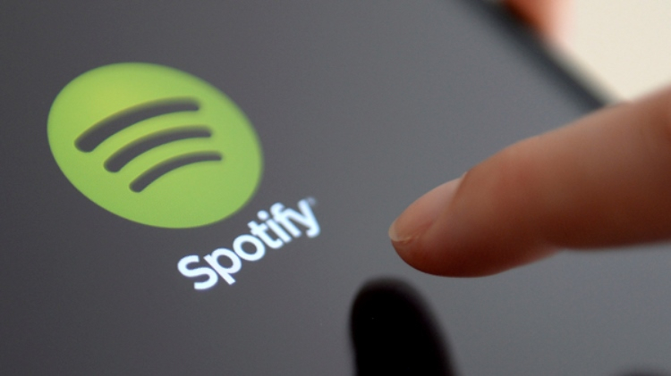 Глава Spotify назвал живой аудиоконтент следующими сторис - изображение обложка