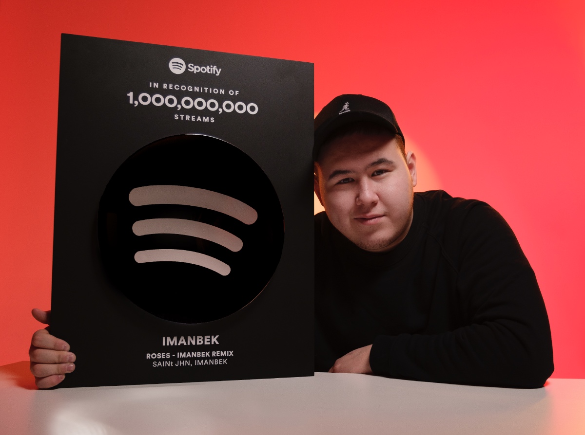 Диджей Иманбек получил награду Spotify за миллиард прослушиваний - изображение обложка