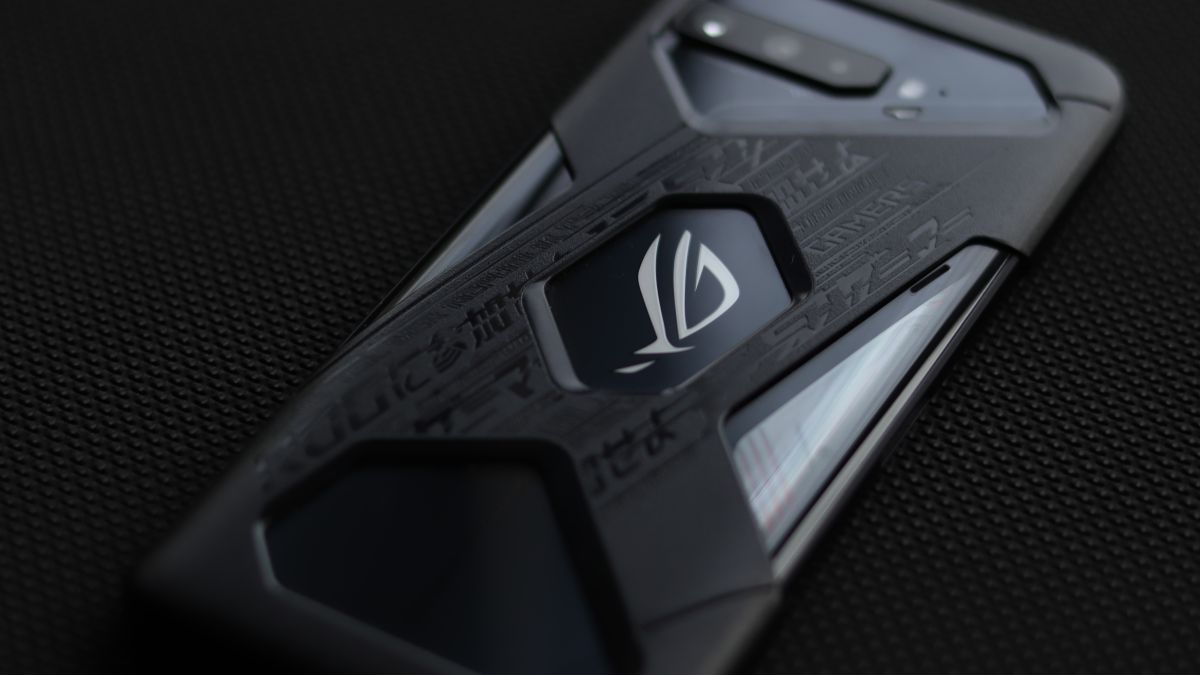 Asus подтвердила выход игрового флагмана ROG Phone 5 - изображение обложка
