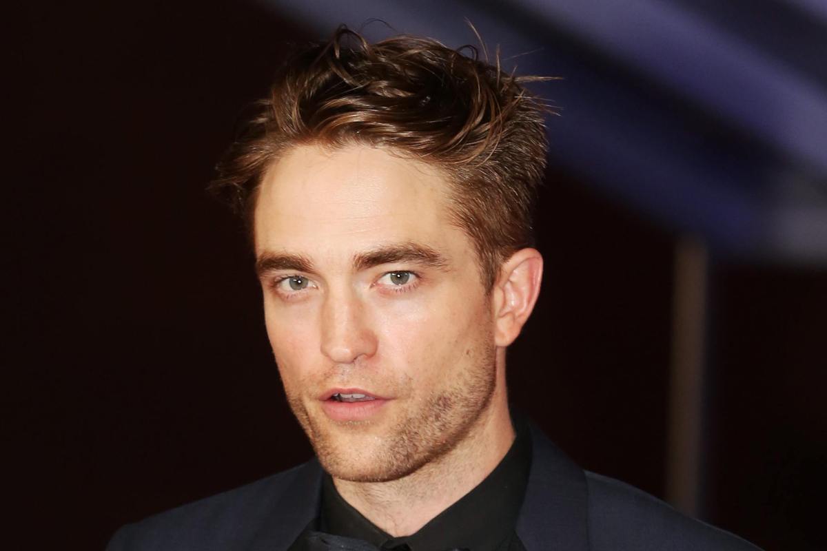 Роберт Паттинсон рассказал о встрече с представителями Marvel и будущей роли Бэтмена - изображение обложка