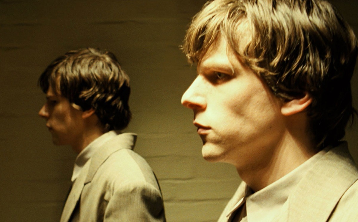 Сервис Anonymizer создает фото двойников с помощью нейросетей - изображение обложка