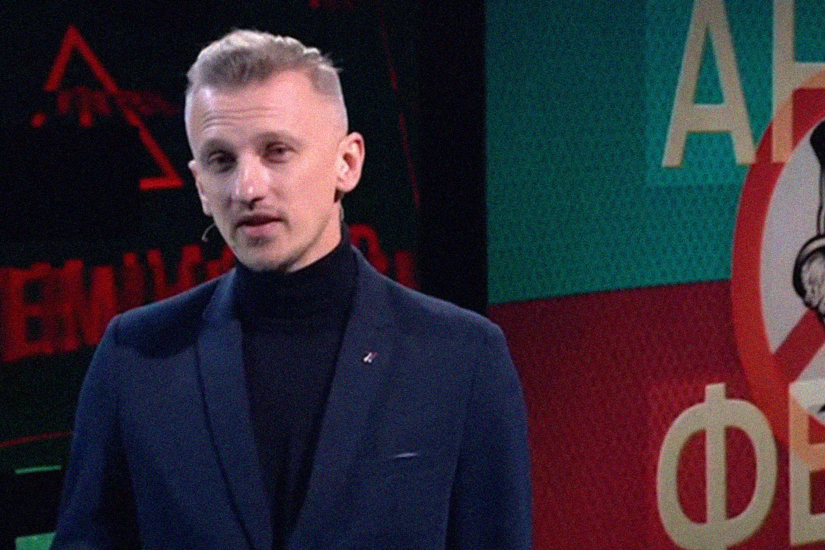 Обложка: Кадр из анонса ток-шоу «Антифейк»