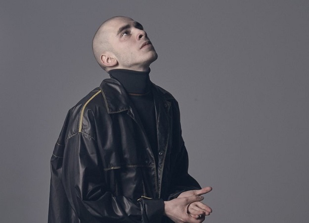 Хаски в новом интервью: «Я хочу угорать, писать музлишко, стишки, подвешивать себя с балкона отеля» - изображение обложка