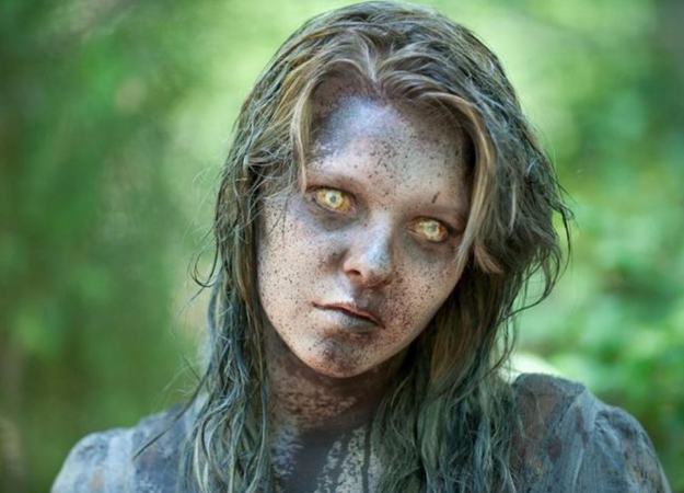 Полностью голый зомби в «Ходячих мертвецах» — зачем это нужно? - изображение обложка