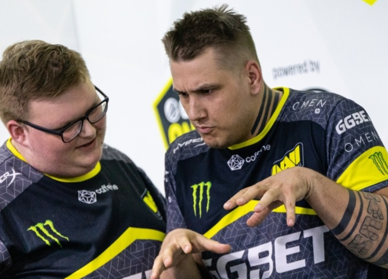 NAVI провалилась на BLAST Pro Series Moscow. Но Zeus отвлек все внимание на себя - изображение обложка