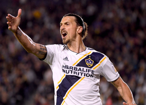 «Epic Games, не злите Ибру». Златан Ибрагимович не доволен обновлением для Fortnite - изображение обложка