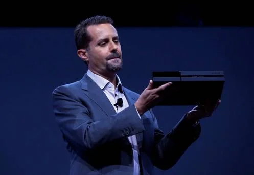 Sony продала более 2,1 млн PS4 по всему миру - изображение обложка