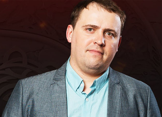 v1lat: «Меня напрягает в киберспорте, что это как большой подъезд. Везде есть подъездные бабки» - изображение обложка