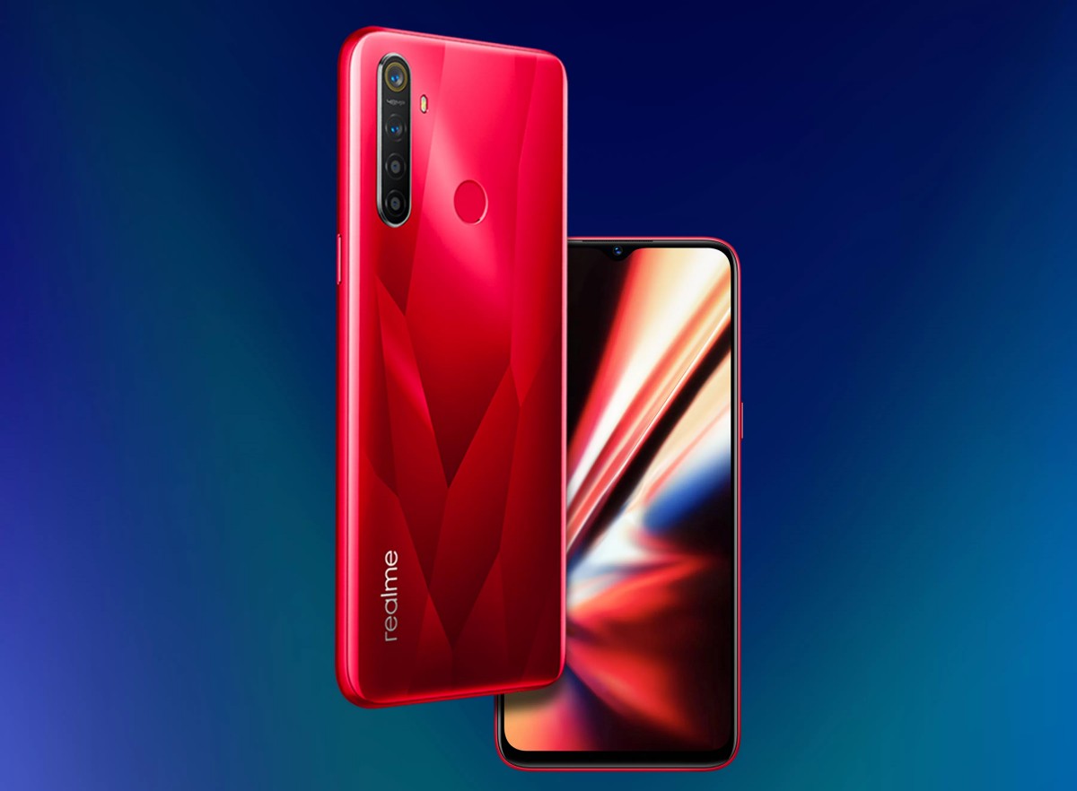 Бюджетный смартфон Realme 5s с батареей на 5000 мАч оценили в 9000 рублей