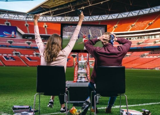 Игроки по League of Legends зарабатывают как средние футболисты из Европы - изображение обложка