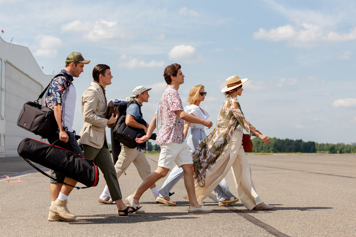 На «Кинопоиске» вышла комедия «Орёл и решка. Кино» с Гудковым и Варнавой - изображение обложка