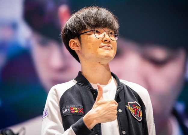 Этот игрок в League of Legends остается верен одной команде. Он не купился даже на $10 млн - изображение обложка