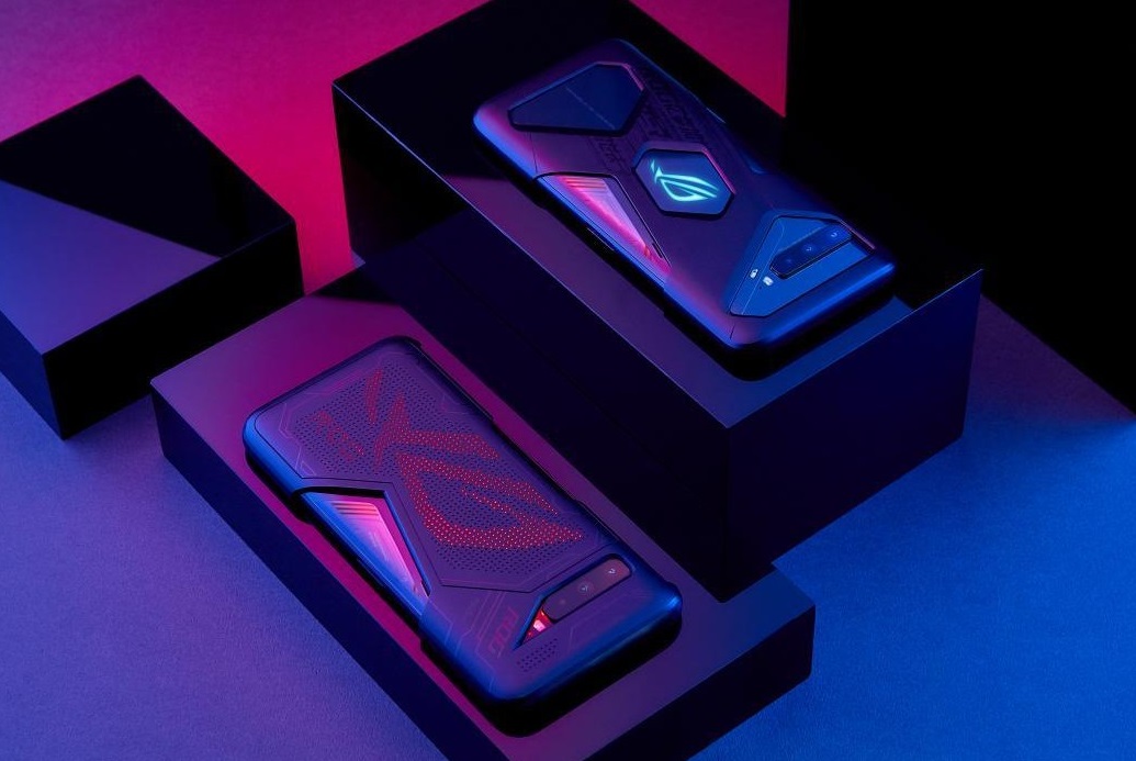 Игровой смартфон Asus ROG Phone 3 протестировали на прочность - изображение обложка