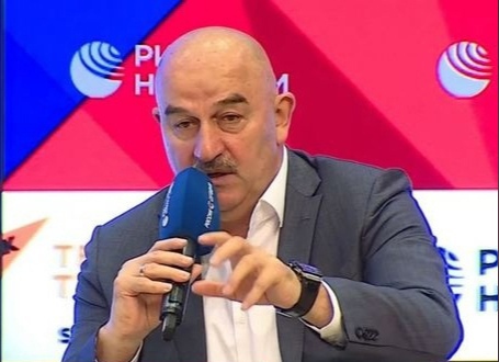 Станислава Черчесова уволили с поста тренера сборной России по футболу - изображение обложка