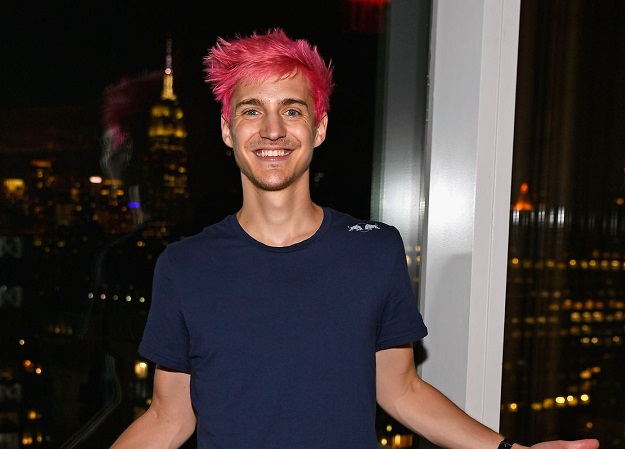 СМИ: Ninja получил миллион долларов от EA за стриминг Apex Legends - изображение обложка