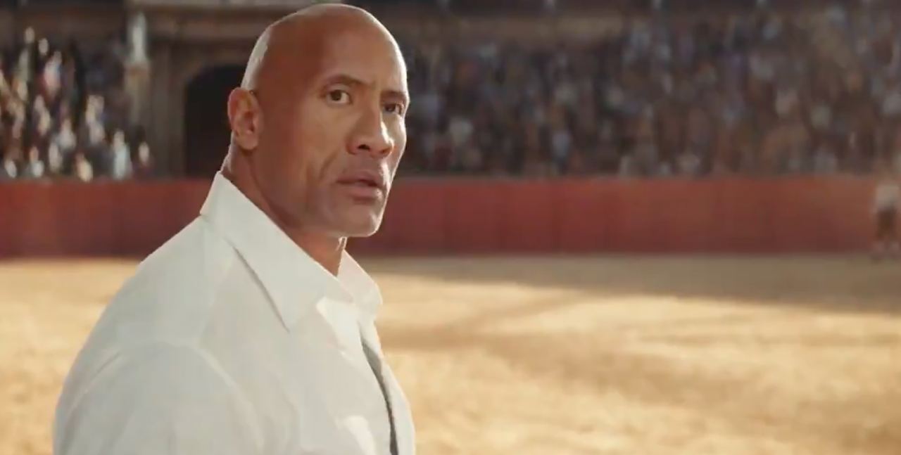 Netflix выпустил первый трейлер «Красного уведомления» с Галь Гадот и Дуэйном Джонсоном - изображение обложка