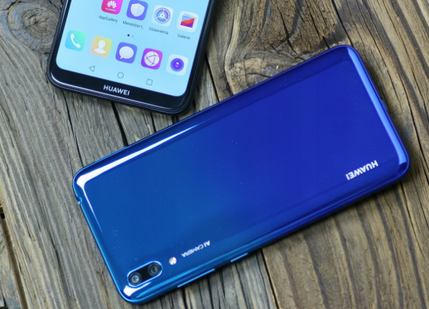 Обновление EMUI 9.1 получили еще пять моделей Huawei и Honor. Повезло сериям Nova, Y и Mate - изображение обложка