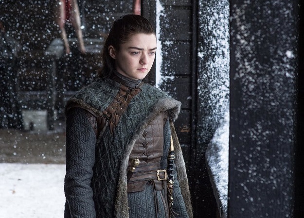 Создатели «Игры престолов» и Мэйси Уильямс объясняют ту самую сцену из 2 серии 8 сезона - изображение обложка