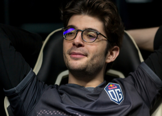 Собрали реакцию «Дота» сообщества на скандал с Ceb, оскорбившем русских игроков - изображение обложка