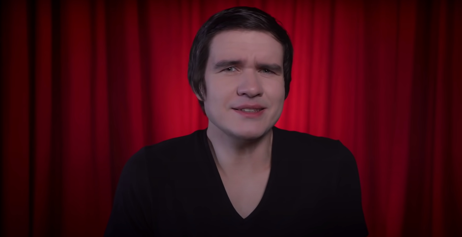 Обложка: скриншот «Канобу»/YouTube-канал BadComedian 