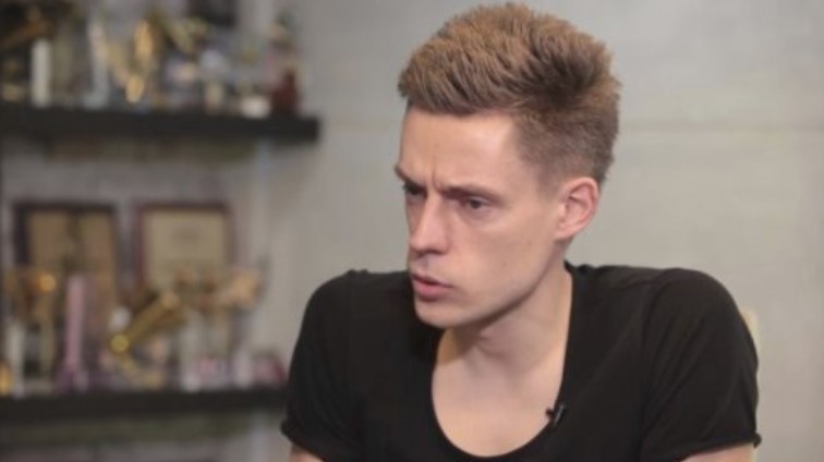 Сколько Дудь зарабатывает на YouTube? Ясно, почему он любит вопрос про деньги - изображение обложка