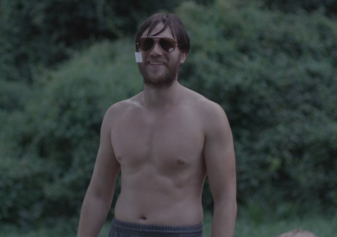 Все пасхалки из 3 эпизода 3 сезона «Мистера Робота» - изображение обложка