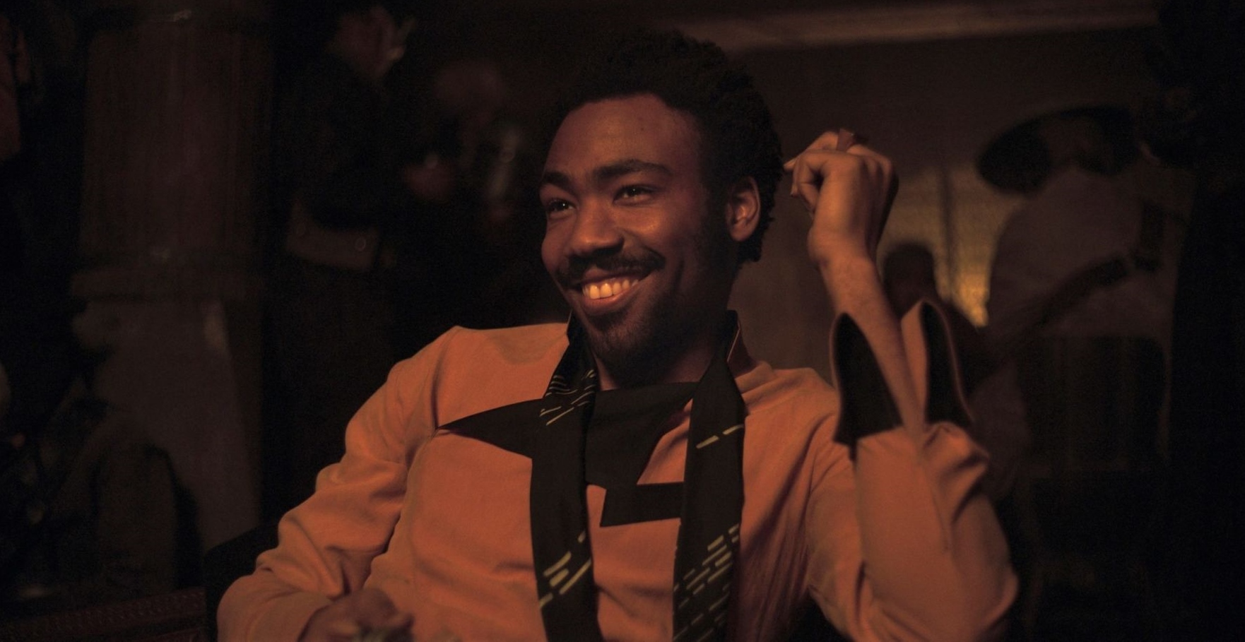 Обложка: кадр из фильма «Хан Соло: Звёздные войны. Истории» (2018)