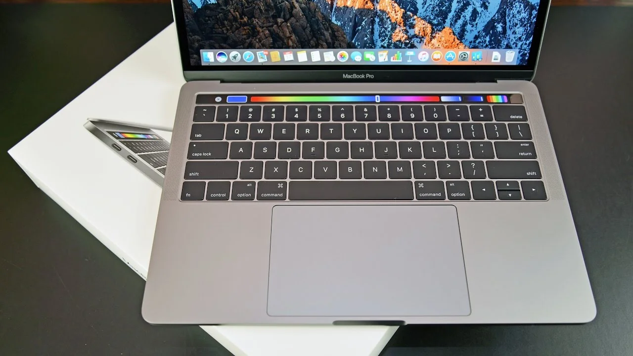 Apple готовит к выходу новый MacBook Pro на 13 дюймов. Раскрыты его характеристики - изображение 1