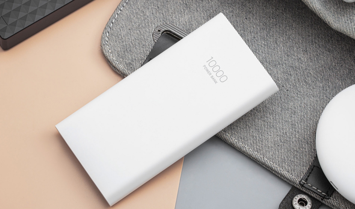 Начались продажи Meizu Supercharged — портативного аккумулятора на 10 000 мАч с быстрой зарядкой - изображение обложка