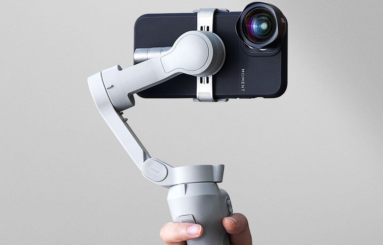 DJI представила ручной стабилизатор для смартфонов Osmo Mobile 4