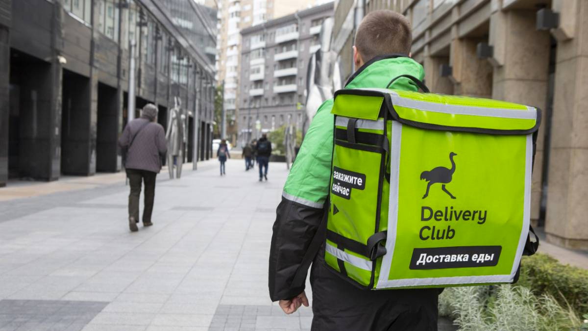 Приложение Delivery Club получит функцию заказа еды на вынос - изображение обложка