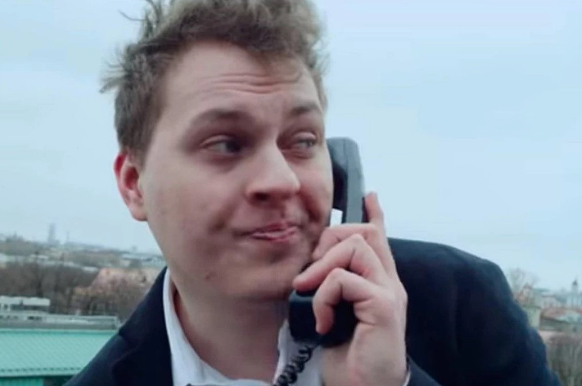 «Испуганный маленький панк»: блогер Хованский снова «казнил» комика Щербакова - изображение обложка