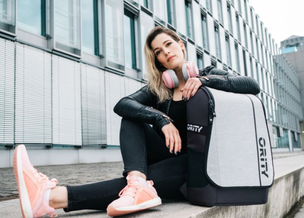 Как выглядит самый крутой киберспортивный рюкзак - изображение обложка