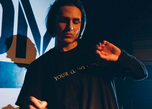 «Весь такой хи-хи, ха-ха»: Face дал интервью про цели и баттл-рэп - изображение обложка