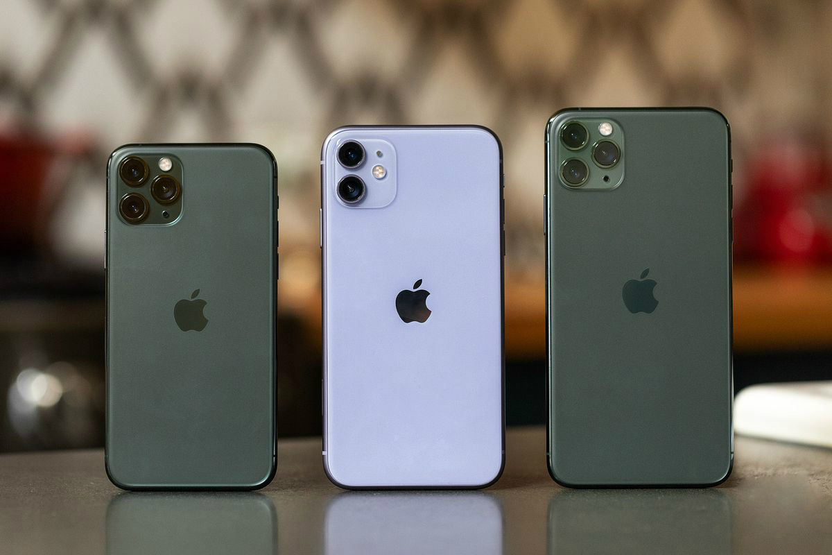 В России в дефиците самые дорогие модели iPhone 11 - изображение обложка