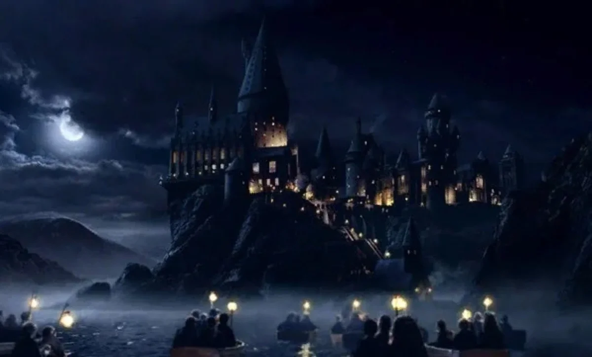 Обложка: кадр из фильма «Гарри Поттер и Философский камень»