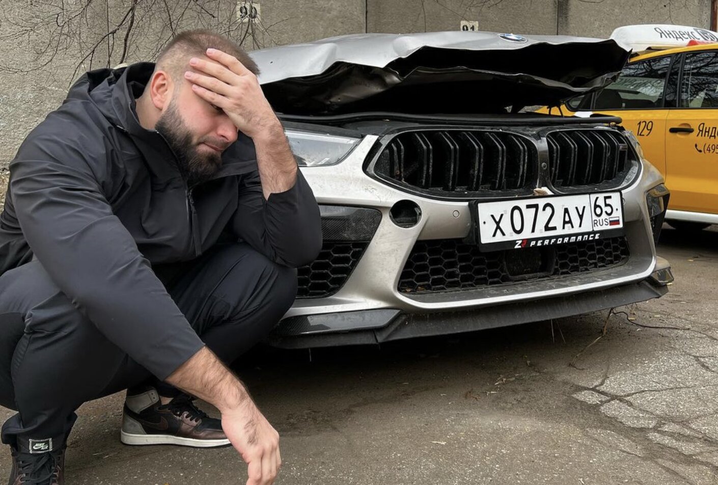 Автоблогер Саид Губденский погиб в массовом ДТП на Кутузовском проспекте - изображение обложка