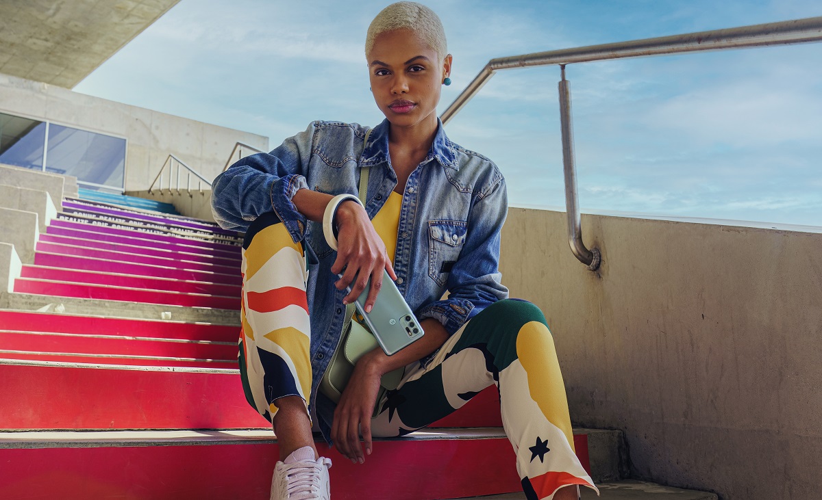 В России представили смартфон Moto G60s с экраном 120 Гц и батареей 5000 мАч - изображение обложка