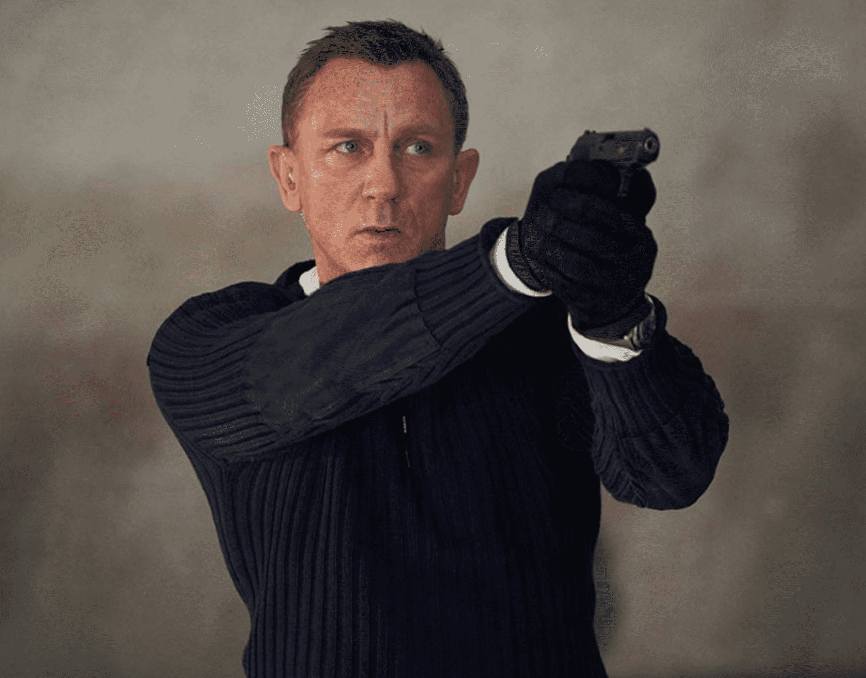 Фанаты призывают перенести релиз новой части «Бондианы» на лето - изображение обложка