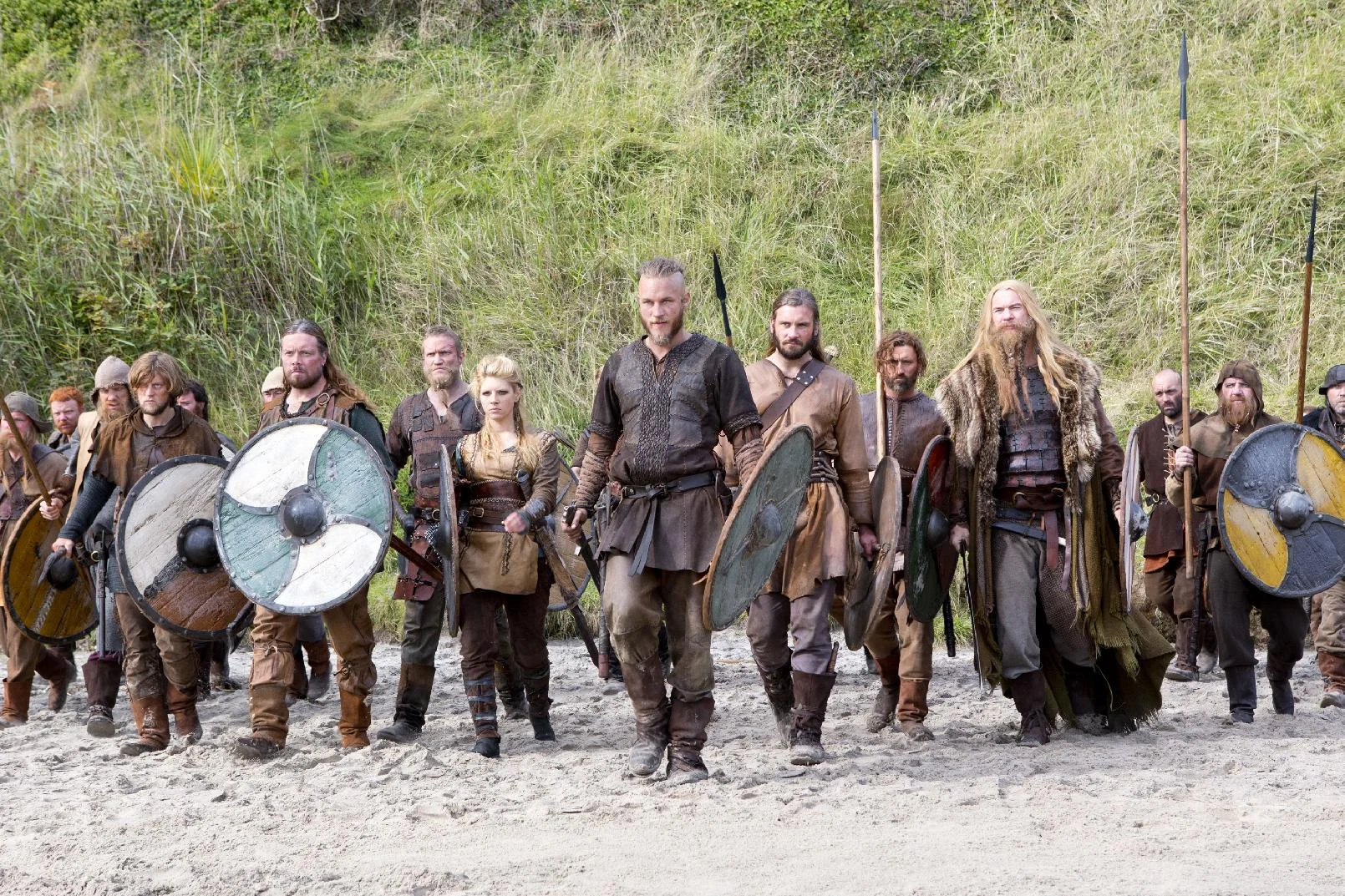 Сериал «Викинги» вернется в 2015 году - изображение обложка