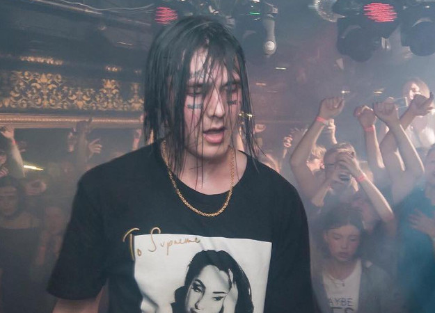 Рэпер Face представил новый лиричный трек «24 на 7» - изображение обложка