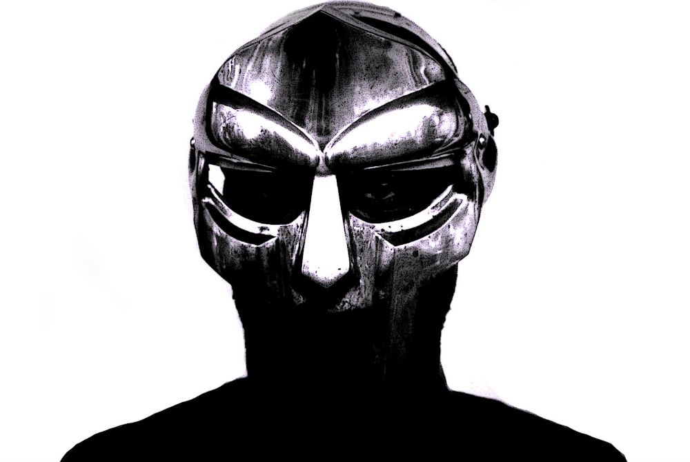 Маску MF DOOM продали с аукциона криптоискусства за 810 тысяч долларов - изображение обложка