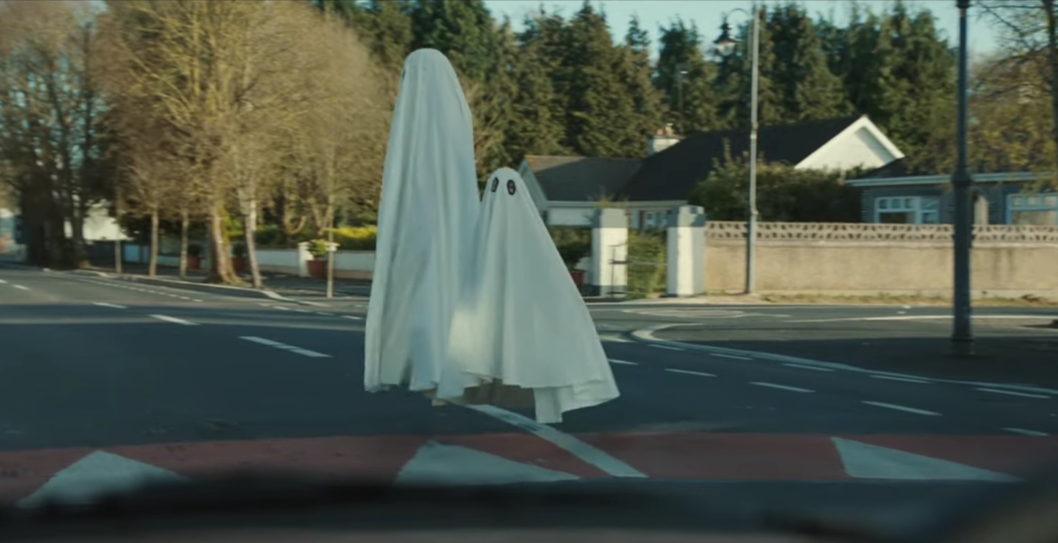 Комедийный хоррор «Пара нормальных» адаптируют в сериал для TBS - изображение обложка