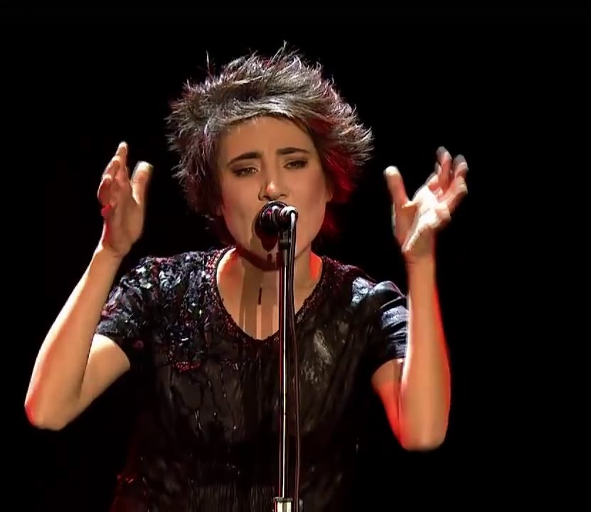 Земфира раскритиковала Монеточку и Гречку за «омерзительный» голос и некрасивую внешность - изображение обложка