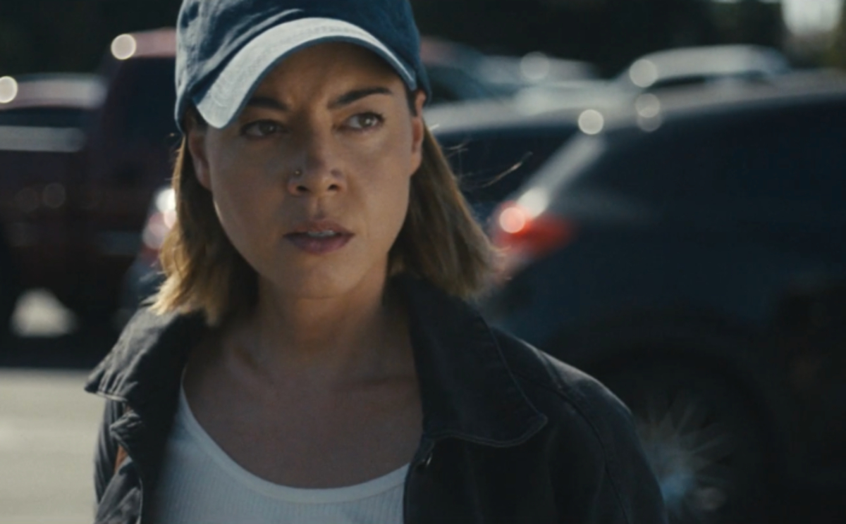 Обложка: кадр из фильма «Эмили Преступница»