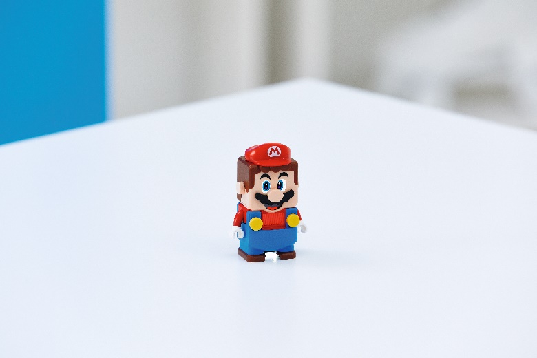 LEGO и Nintendo показали всю линейку наборов Super Mario - изображение обложка